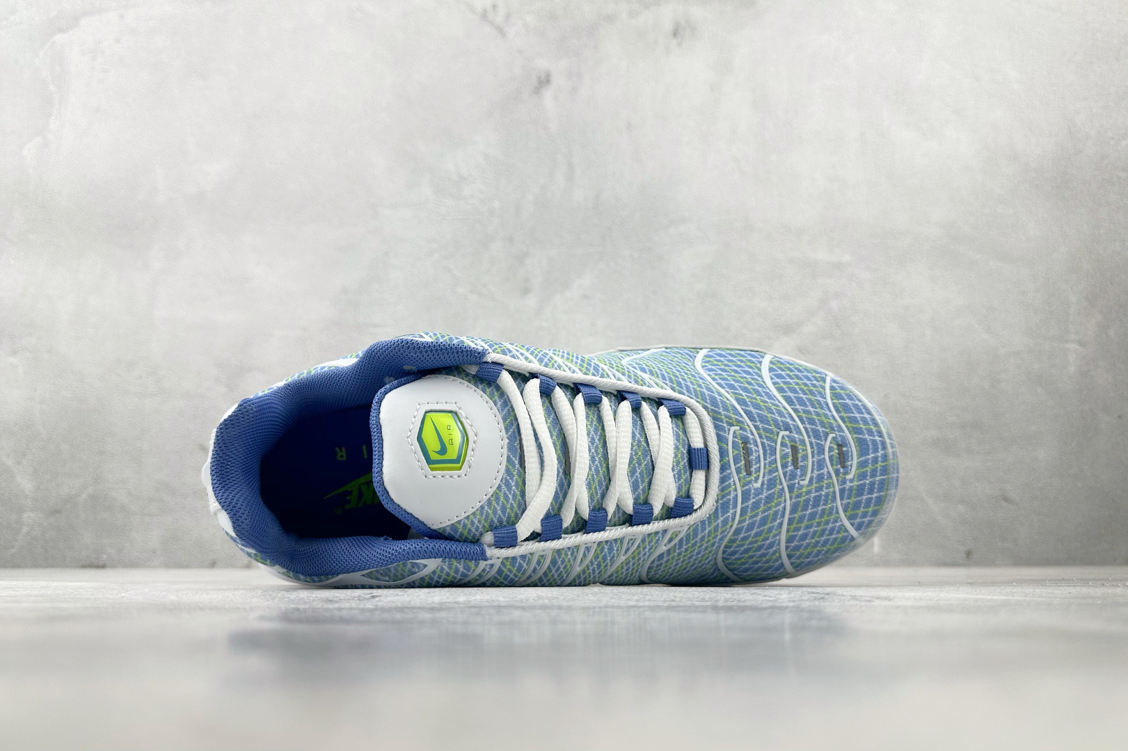 图片[3]-外贸 GW  Nike Air Max Plus 白蓝 货号：HV6227-001 尺码：36 36.5 37.5 38 38.5 39 40 40.5 41 42 42.5 43 44 44.5 45 46-选品中心