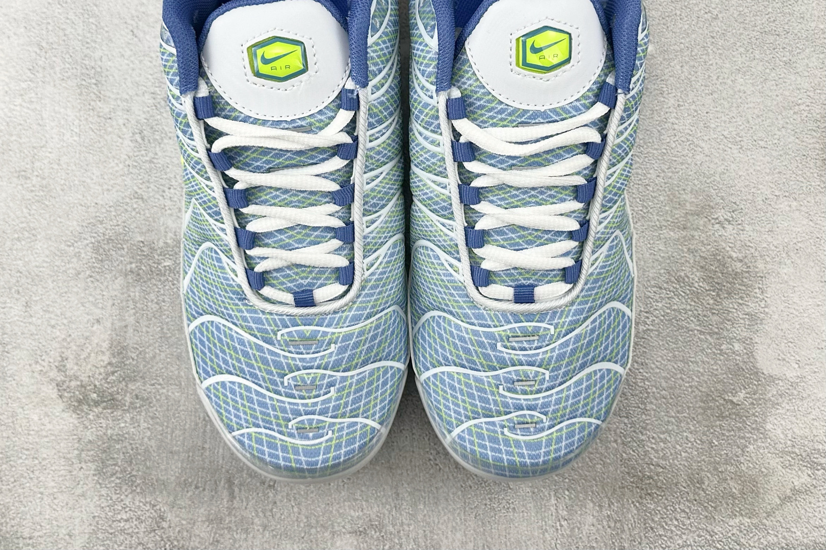 图片[7]-外贸 GW  Nike Air Max Plus 白蓝 货号：HV6227-001 尺码：36 36.5 37.5 38 38.5 39 40 40.5 41 42 42.5 43 44 44.5 45 46-选品中心