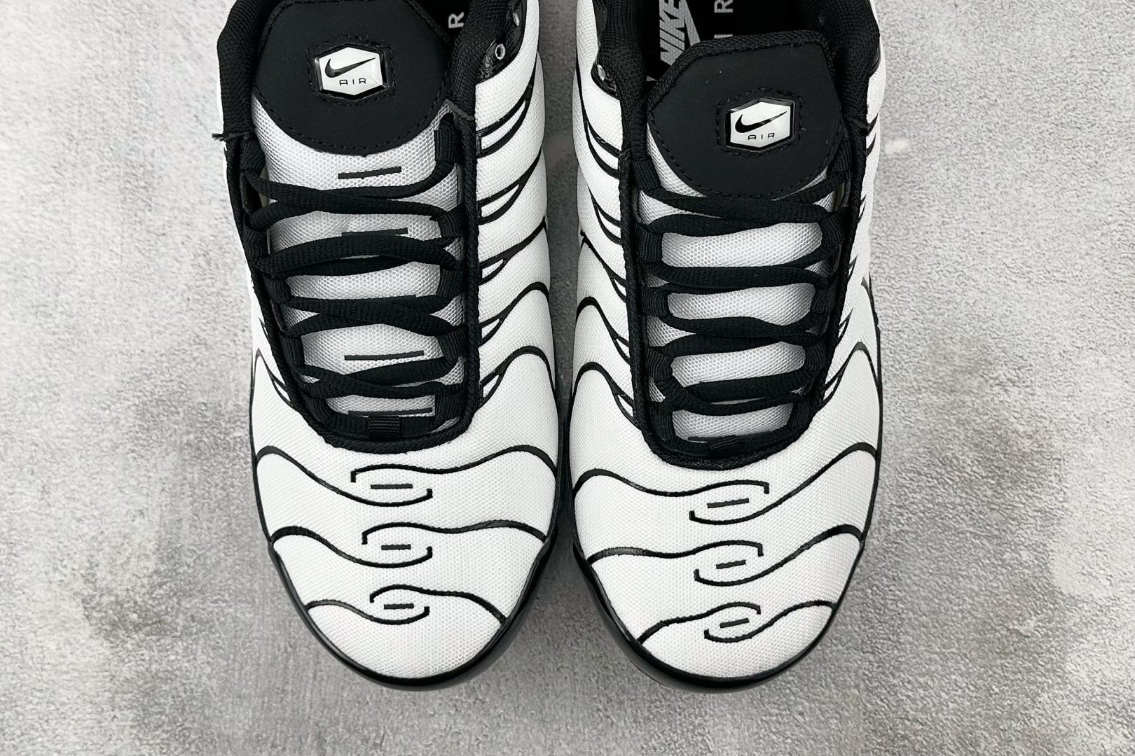 图片[7]-外贸 GW  Nike Air Max Plus 白黑 货号：FV6264-001 尺码：36 36.5 37.5 38 38.5 39 40 40.5 41 42 42.5 43 44 44.5 45 46-选品中心