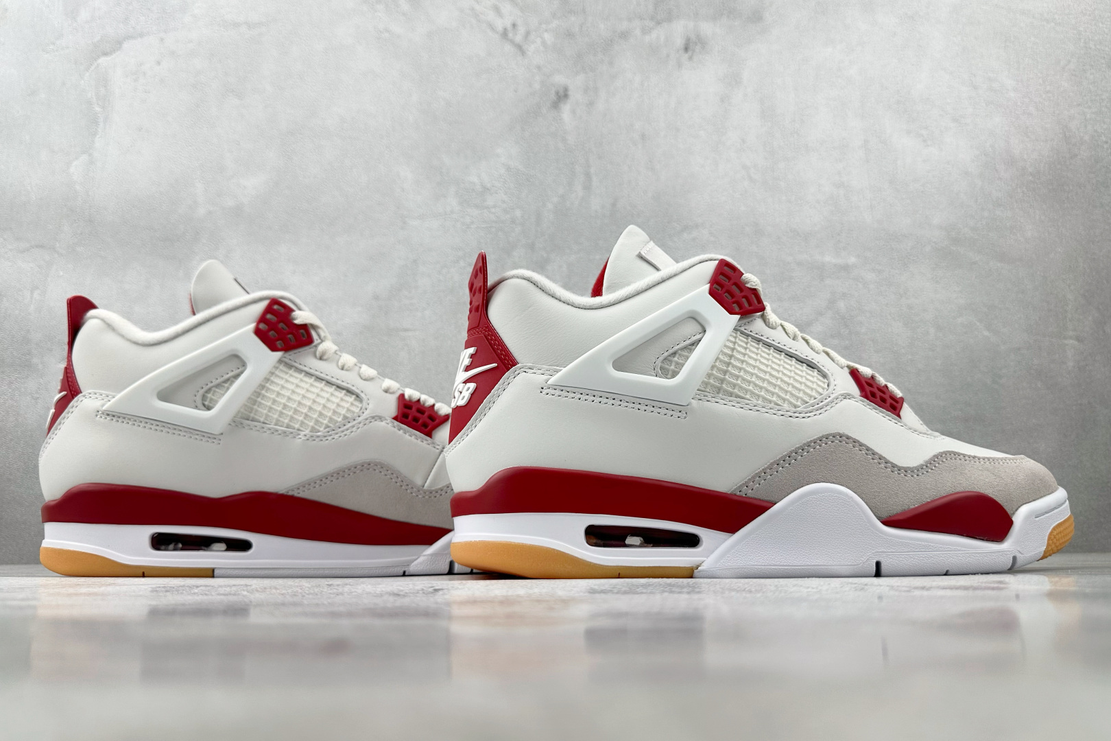 Nike SB x Jordan Air Jordan 4 ”Varsity Red”联名款 白红 DR5415-106