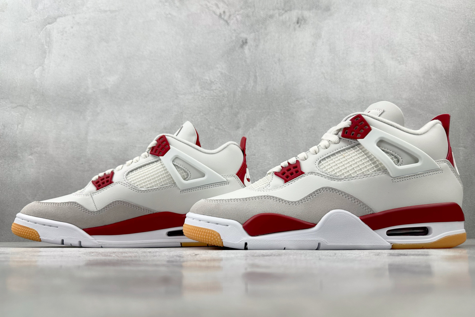 Nike SB x Jordan Air Jordan 4 ”Varsity Red”联名款 白红 DR5415-106