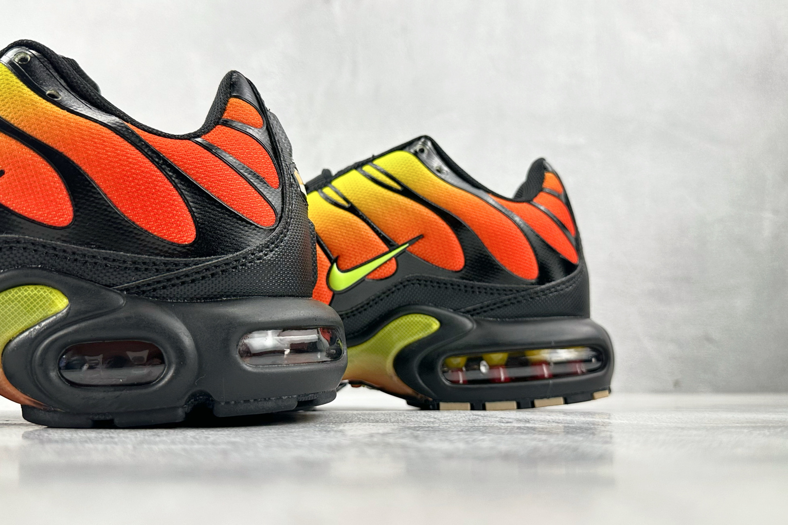 图片[8]-外贸 GW  Nike Air Max Plus 黑绿橙 货号：AQ9979-001 尺码：36 36.5 37.5 38 38.5 39 40 40.5 41 42 42.5 43 44 44.5 45 46-选品中心