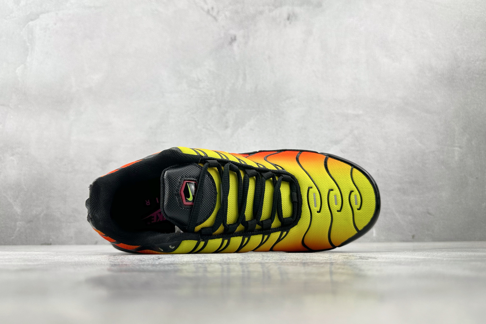 图片[3]-外贸 GW  Nike Air Max Plus 黑绿橙 货号：AQ9979-001 尺码：36 36.5 37.5 38 38.5 39 40 40.5 41 42 42.5 43 44 44.5 45 46-选品中心