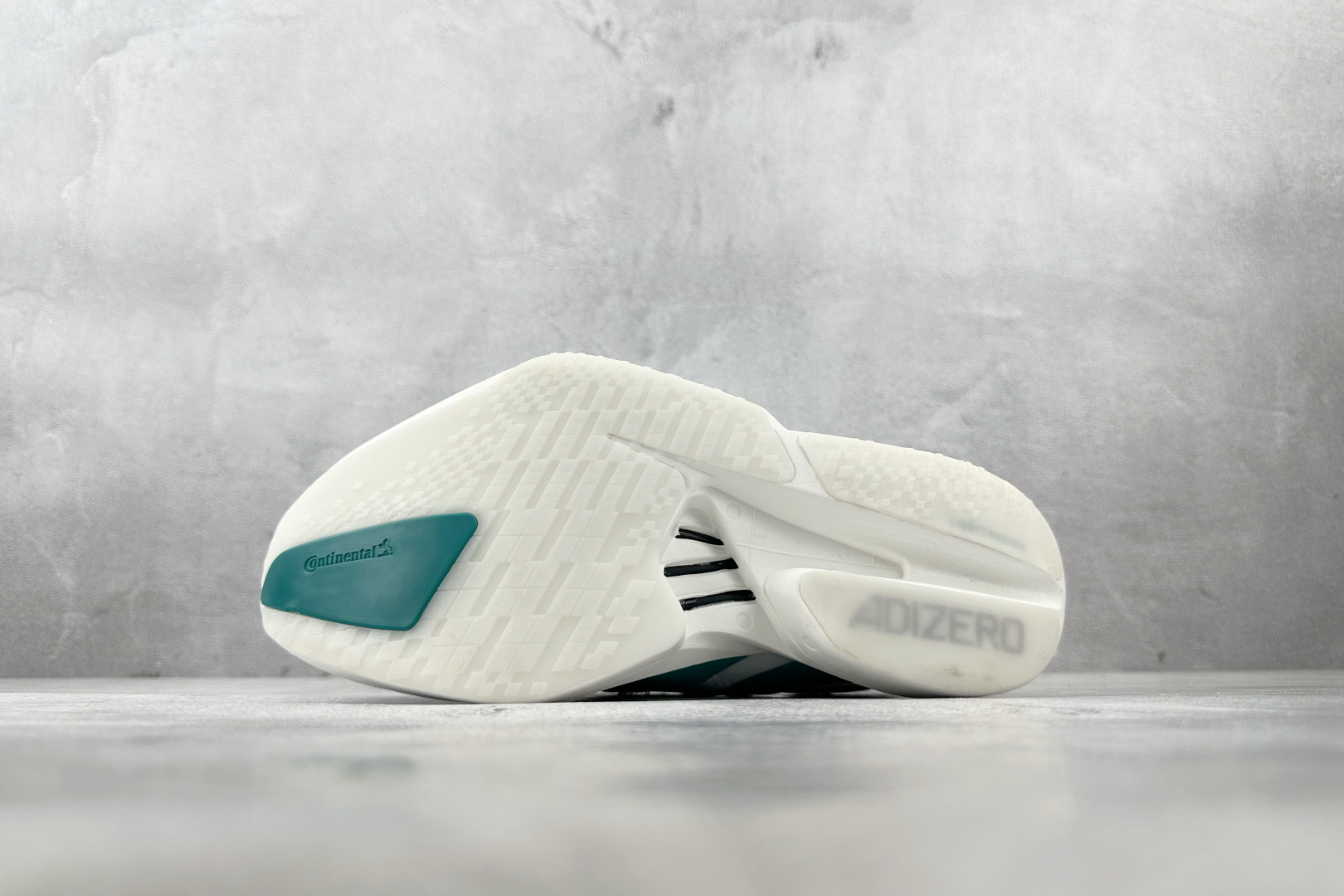 纯原 adidAdizero Adios Pro 4 白青色 JR1267
