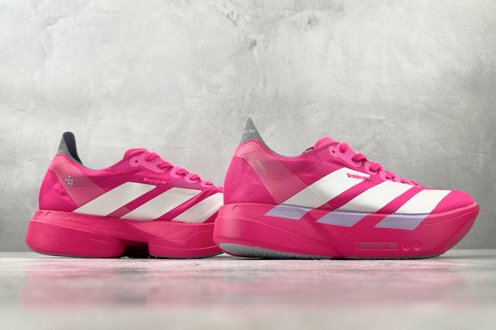 纯原 adidAdizero Adios Pro 4 粉色 JR1269