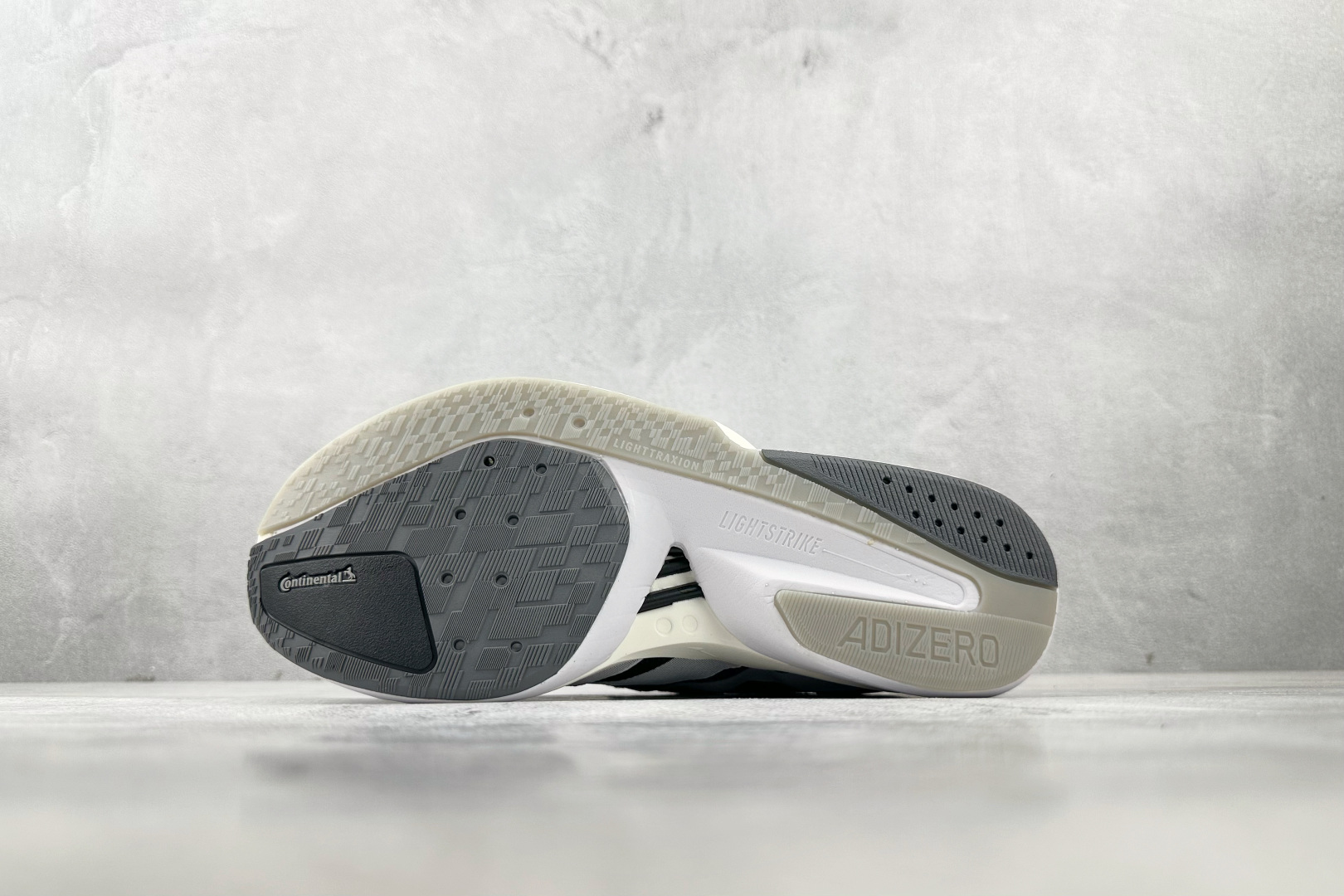 平台订单 adidAdizero Boston 13 黑色 JS4938