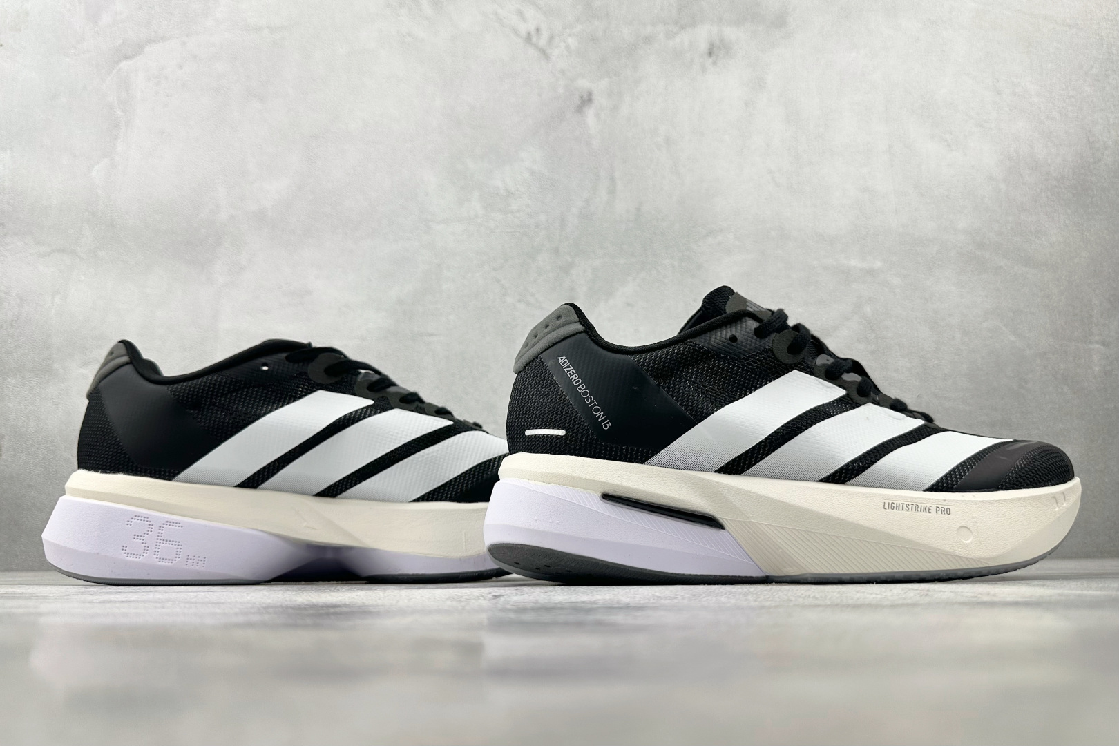 纯原 adidAdizero Boston 13 黑色 JS4938