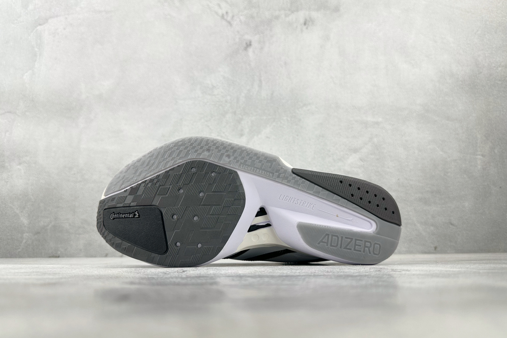纯原 adidAdizero Boston 13 黑色 JS4938