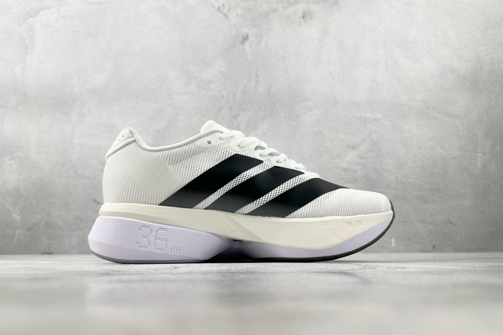 纯原 adidAdizero Boston 13 白黑 JS4939
