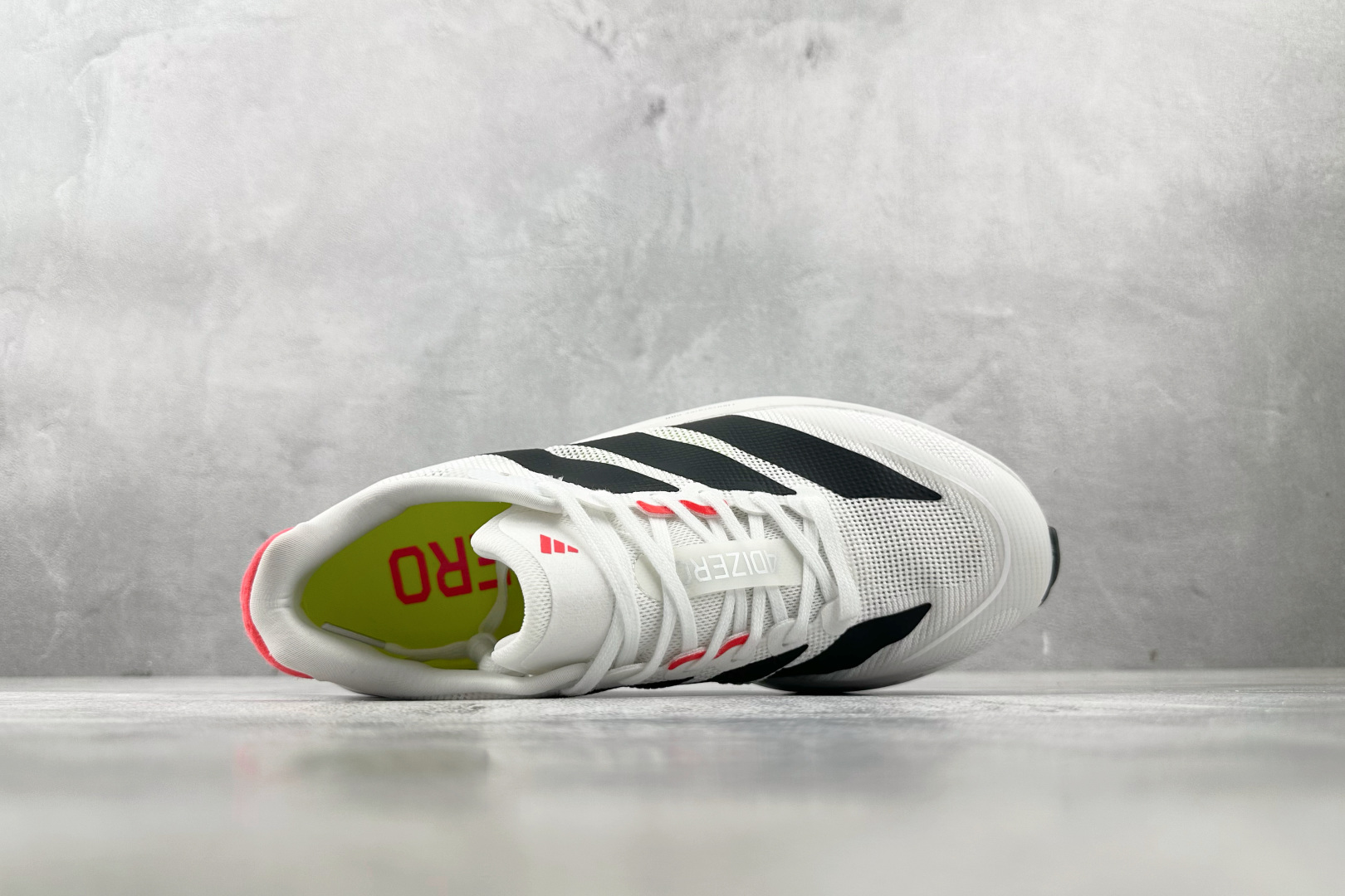 纯原 adidAdizero Boston 13 白色 JS4932