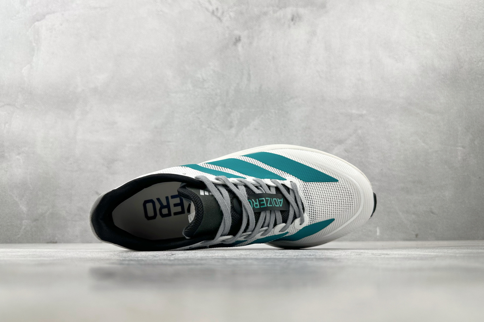 纯原 adidAdizero Boston 13 白青 JR4791