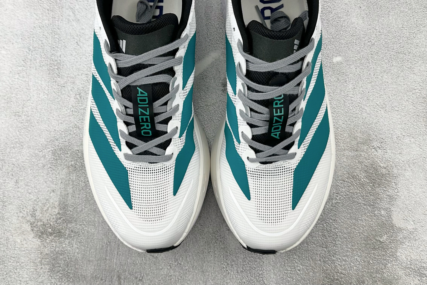 纯原 adidAdizero Boston 13 白青 JR4791