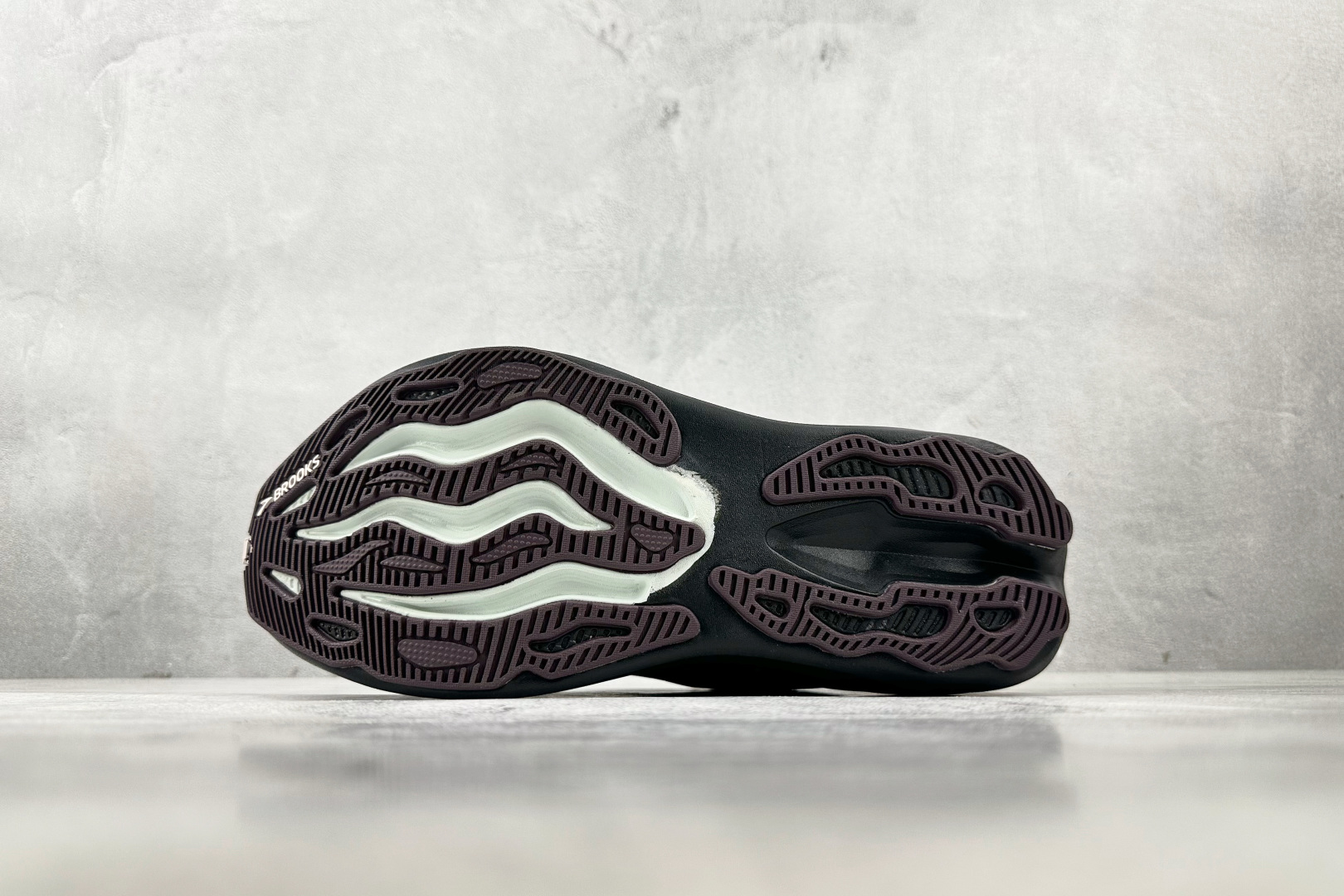 Brooks布鲁克斯 Glycerin max 黑色 1204361B-067