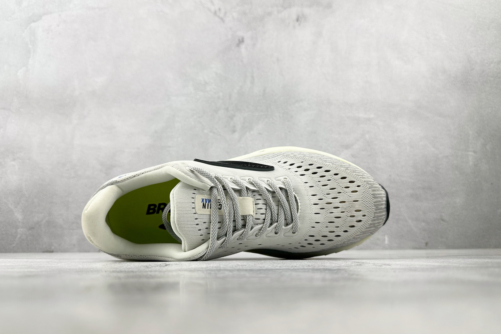 Brooks布鲁克斯 Glycerin max 灰色 1104471D099