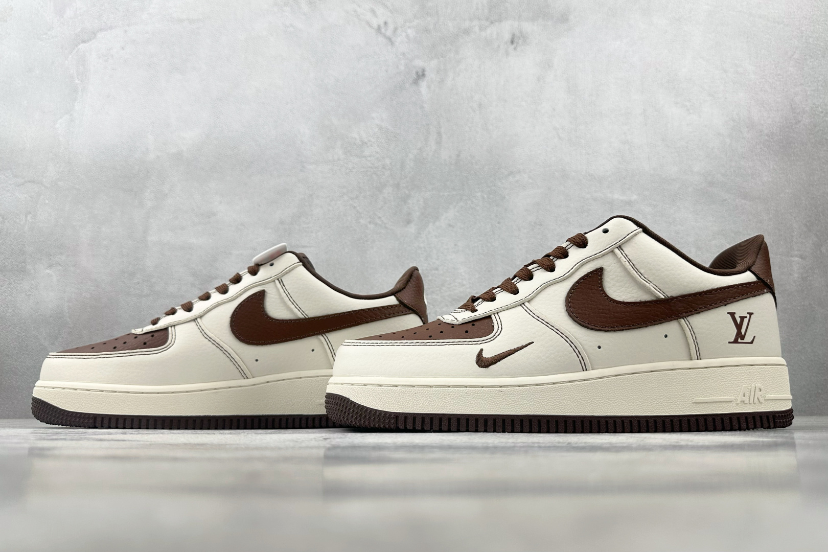 260 Nike Air Force 1'07 LV 联名 米白棕 KK1988-087