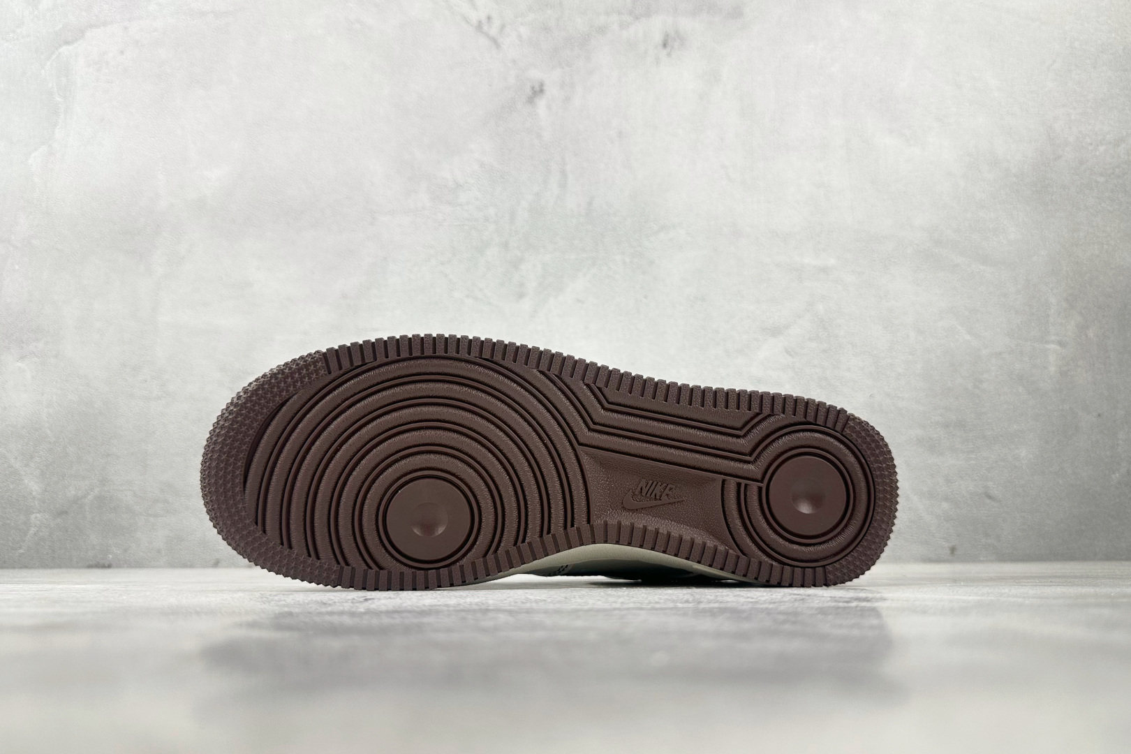 260 Nike Air Force 1'07 LV 联名 米白棕 KK1988-087