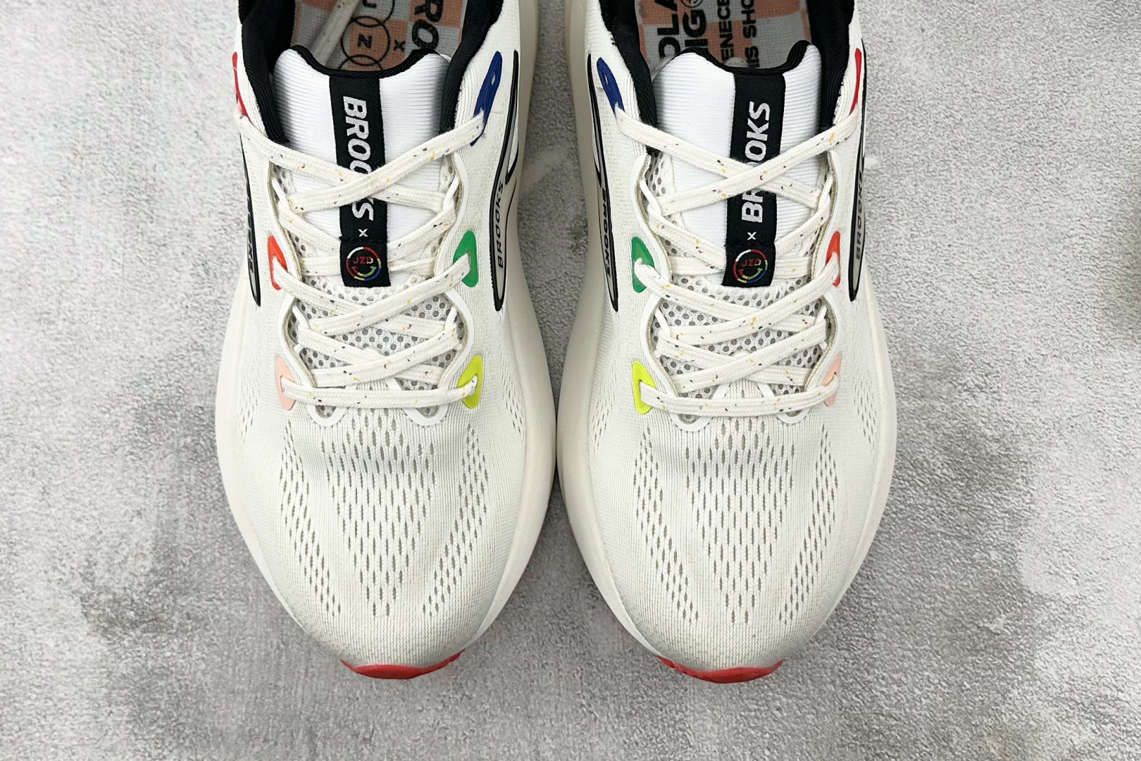 210 JZD × Brooks布鲁克斯 Glycerin 22 白色 1104451D-185-Chinese UA Cheap High Quatity Brand Clothes Bags handbags Sneakers wholesale wholesaler seller from China Factory suppliers Fashion Clothing Shoes best Quality Beautiful Price 210 JZD × Brooks布鲁克斯 Glycerin 22 白色 1104451D-185