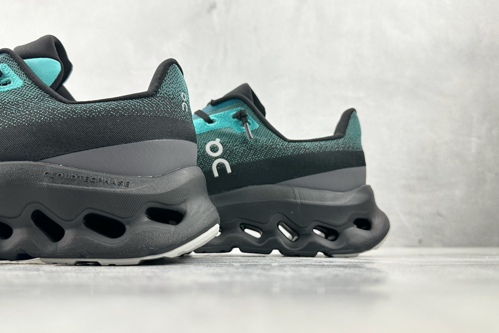 180 On昂跑 Cloudtilt 黑 3MF10994198-Chinese UA Cheap High Quatity Brand Clothes Bags handbags Sneakers wholesale wholesaler seller from China Factory suppliers Fashion Clothing Shoes best Quality Beautiful Price 180 On昂跑 Cloudtilt 黑 3MF10994198