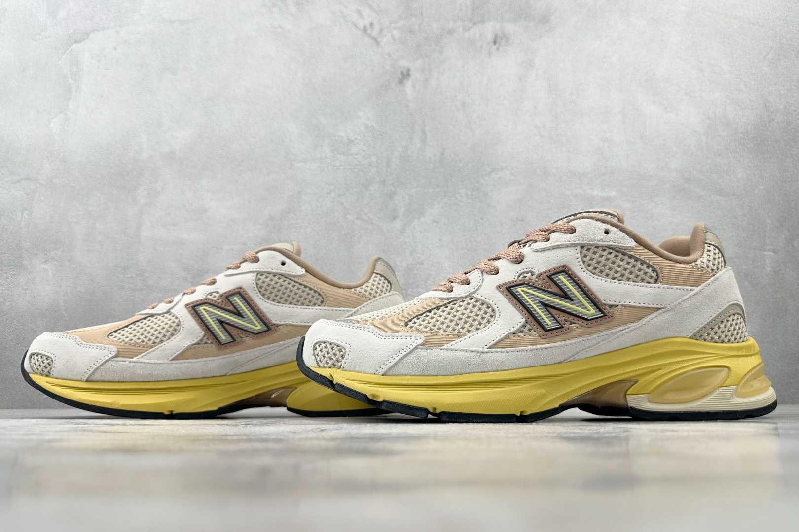 大厂出品 New Balance NB 2010 米白色 U2010SGR