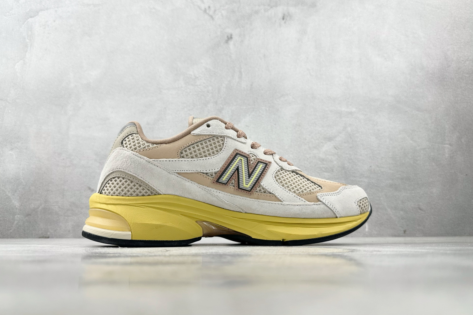 大厂出品 New Balance NB 2010 米白色 U2010SGR