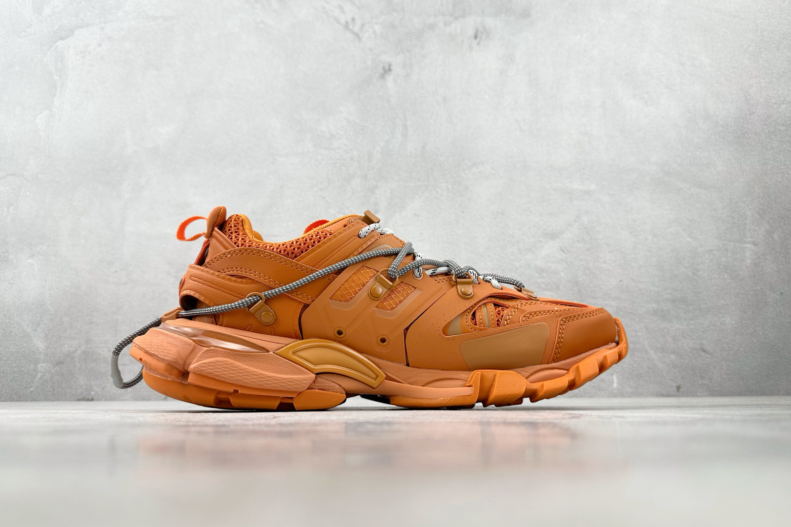 代购版 Balenciaga巴黎世家 Track Trail 圆头系带 橙色 800592 WTR7000