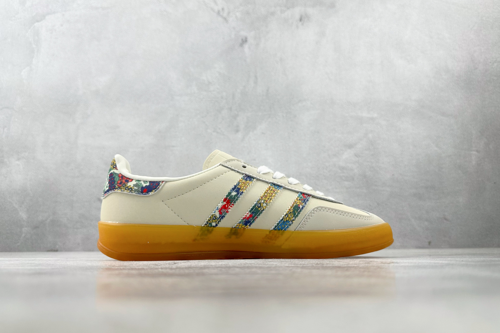 160 出口订单 adidoriginals GAZELLE INDOOR 米色 JH7370-Chinese UA Cheap High Quatity Brand Clothes Bags handbags Sneakers wholesale wholesaler seller from China Factory suppliers Fashion Clothing Shoes best Quality Beautiful Price 160 出口订单 adidoriginals GAZELLE INDOOR 米色 JH7370