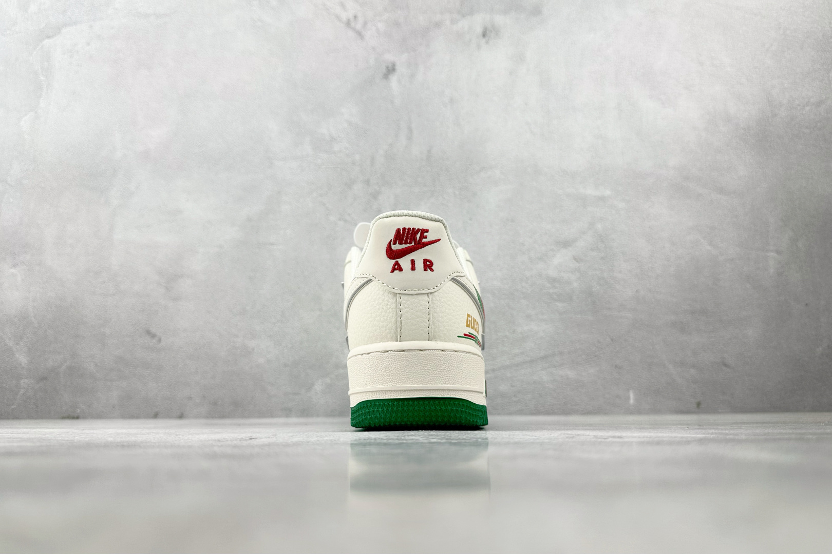 260 Nike Air Force 1'07 GUCCI 联名 米白绿 XS2869-002