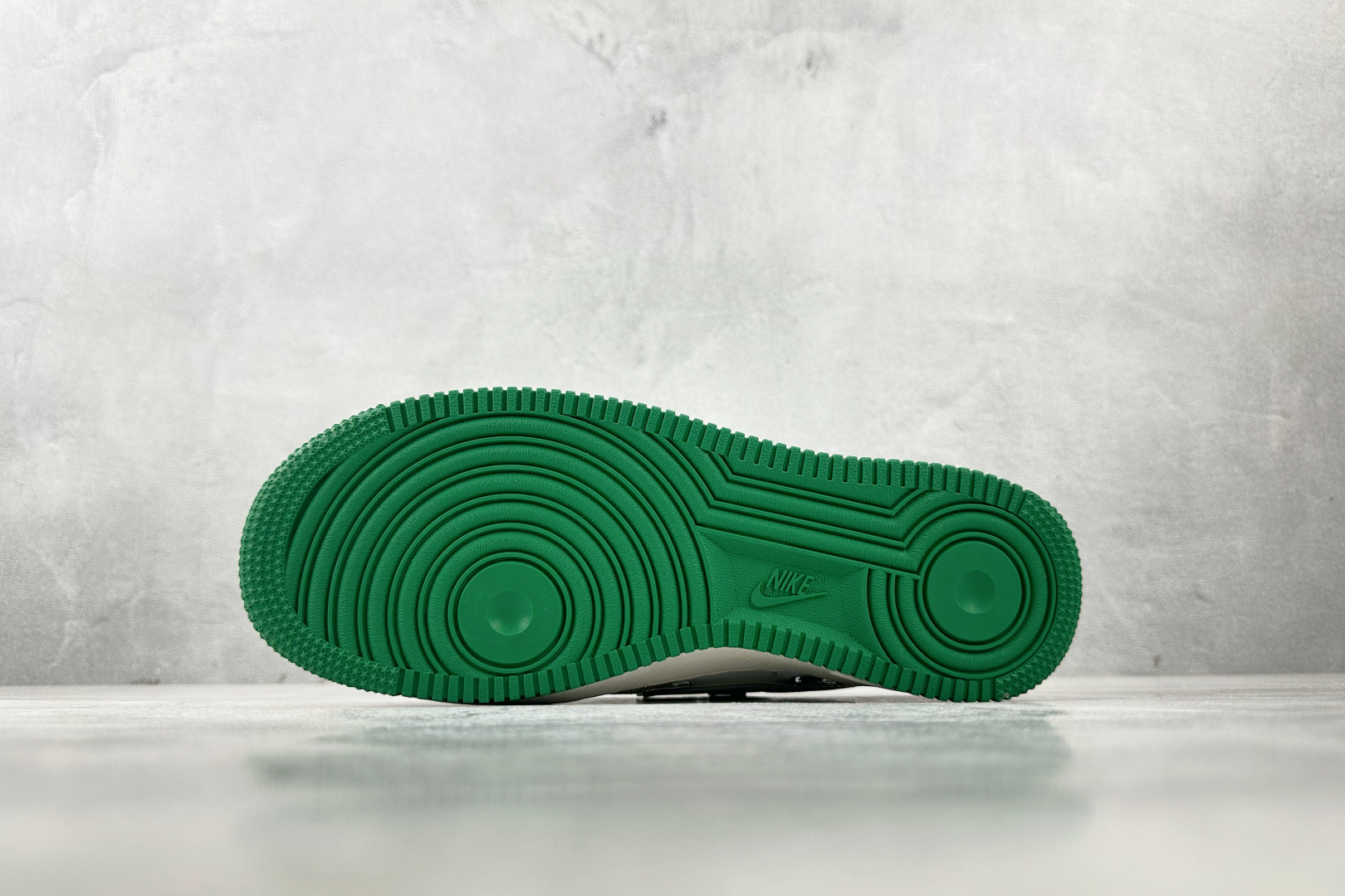 260 Nike Air Force 1'07 GUCCI 联名 米白绿 XS2869-002