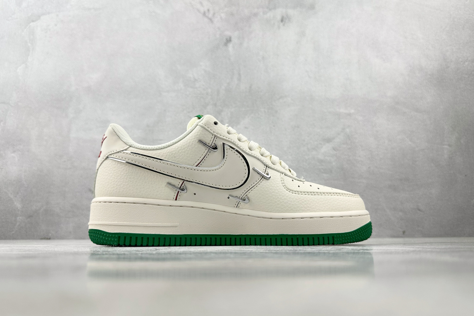 260 Nike Air Force 1'07 GUCCI 联名 米白绿 XS2869-002