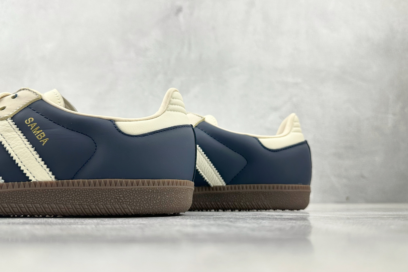 210 adidoriginals SAMBA OG ”Night Indigo”白蓝色 IG1968-Chinese UA Cheap High Quatity Brand Clothes Bags handbags Sneakers wholesale wholesaler seller from China Factory suppliers Fashion Clothing Shoes best Quality Beautiful Price 210 adidoriginals SAMBA OG ”Night Indigo”白蓝色 IG1968