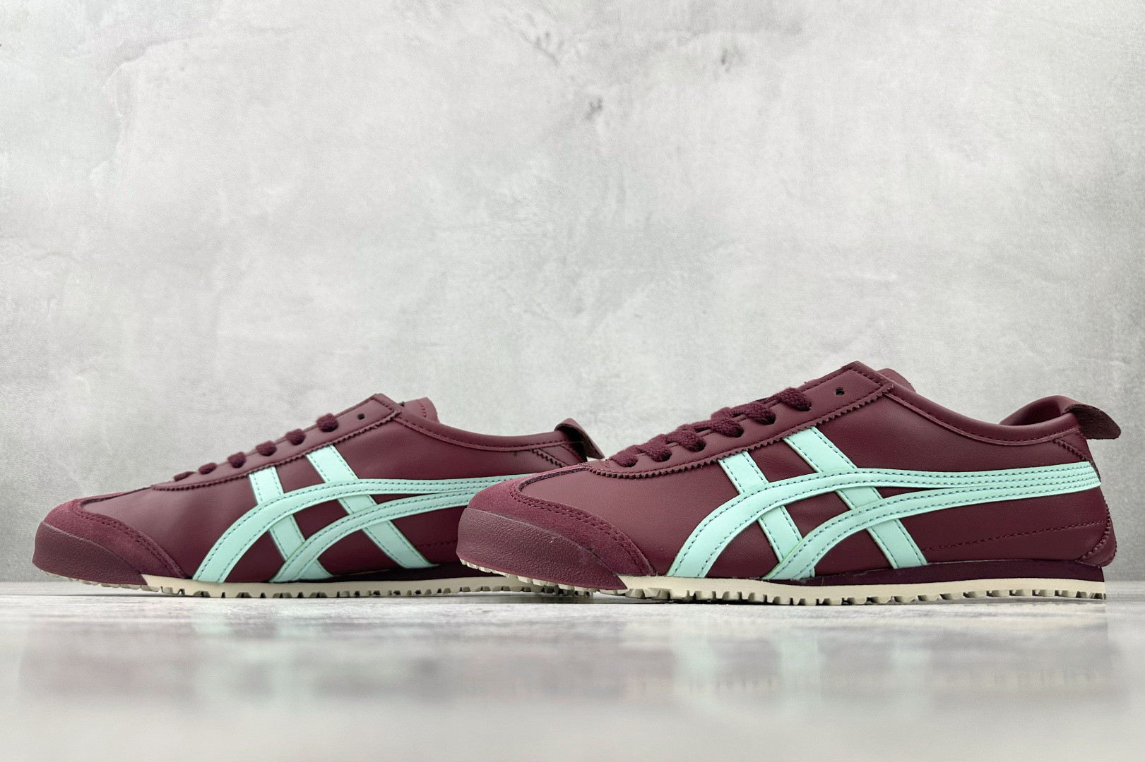 140 渠道特供 Onitsuka Tiger鬼塚虎 MEXICO 66 深红蓝色 1183C102-500-Chinese UA Cheap High Quatity Brand Clothes Bags handbags Sneakers wholesale wholesaler seller from China Factory suppliers Fashion Clothing Shoes best Quality Beautiful Price 140 渠道特供 Onitsuka Tiger鬼塚虎 MEXICO 66 深红蓝色 1183C102-500