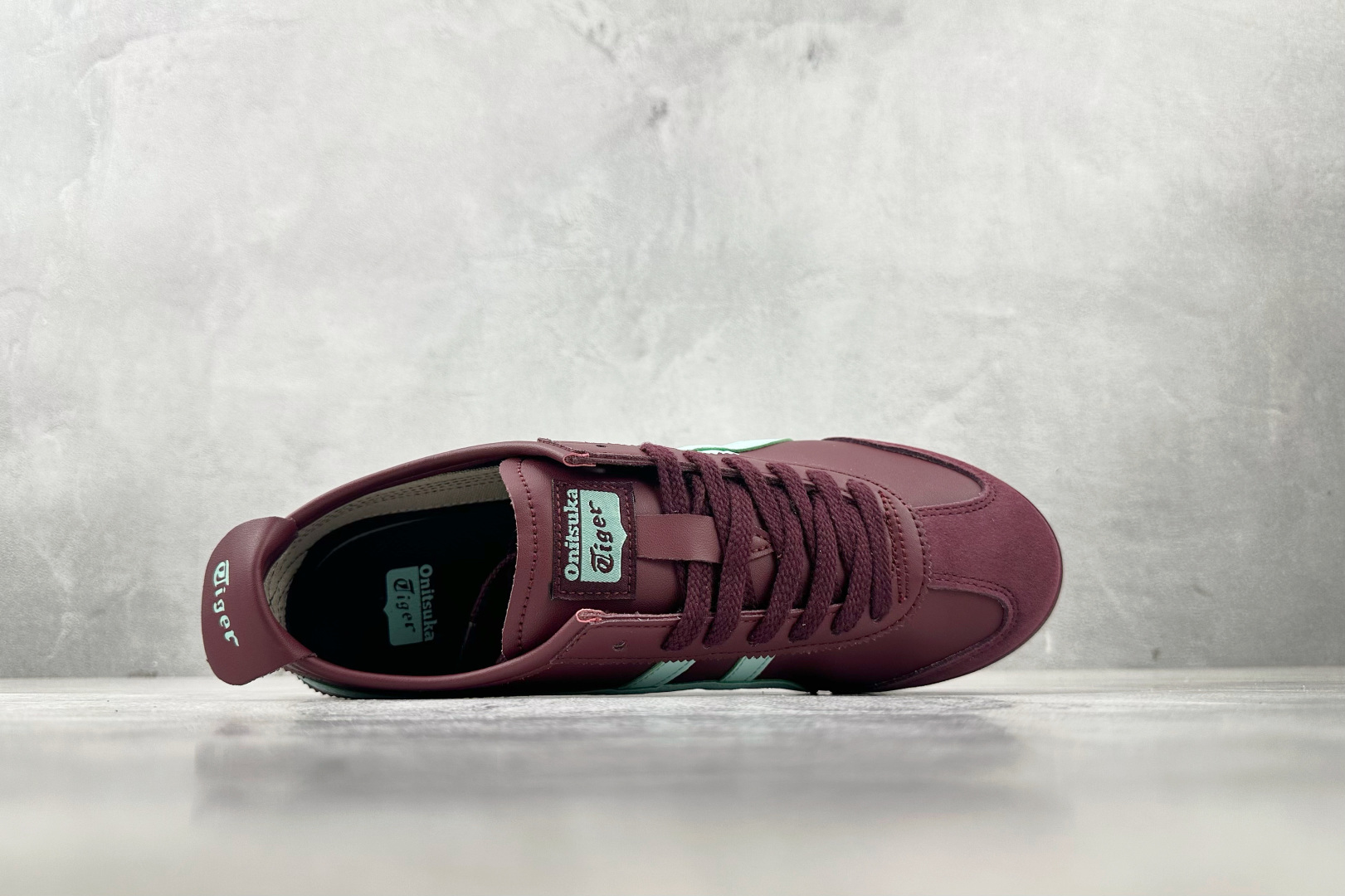 140 渠道特供 Onitsuka Tiger鬼塚虎 MEXICO 66 深红蓝色 1183C102-500-Chinese UA Cheap High Quatity Brand Clothes Bags handbags Sneakers wholesale wholesaler seller from China Factory suppliers Fashion Clothing Shoes best Quality Beautiful Price 140 渠道特供 Onitsuka Tiger鬼塚虎 MEXICO 66 深红蓝色 1183C102-500