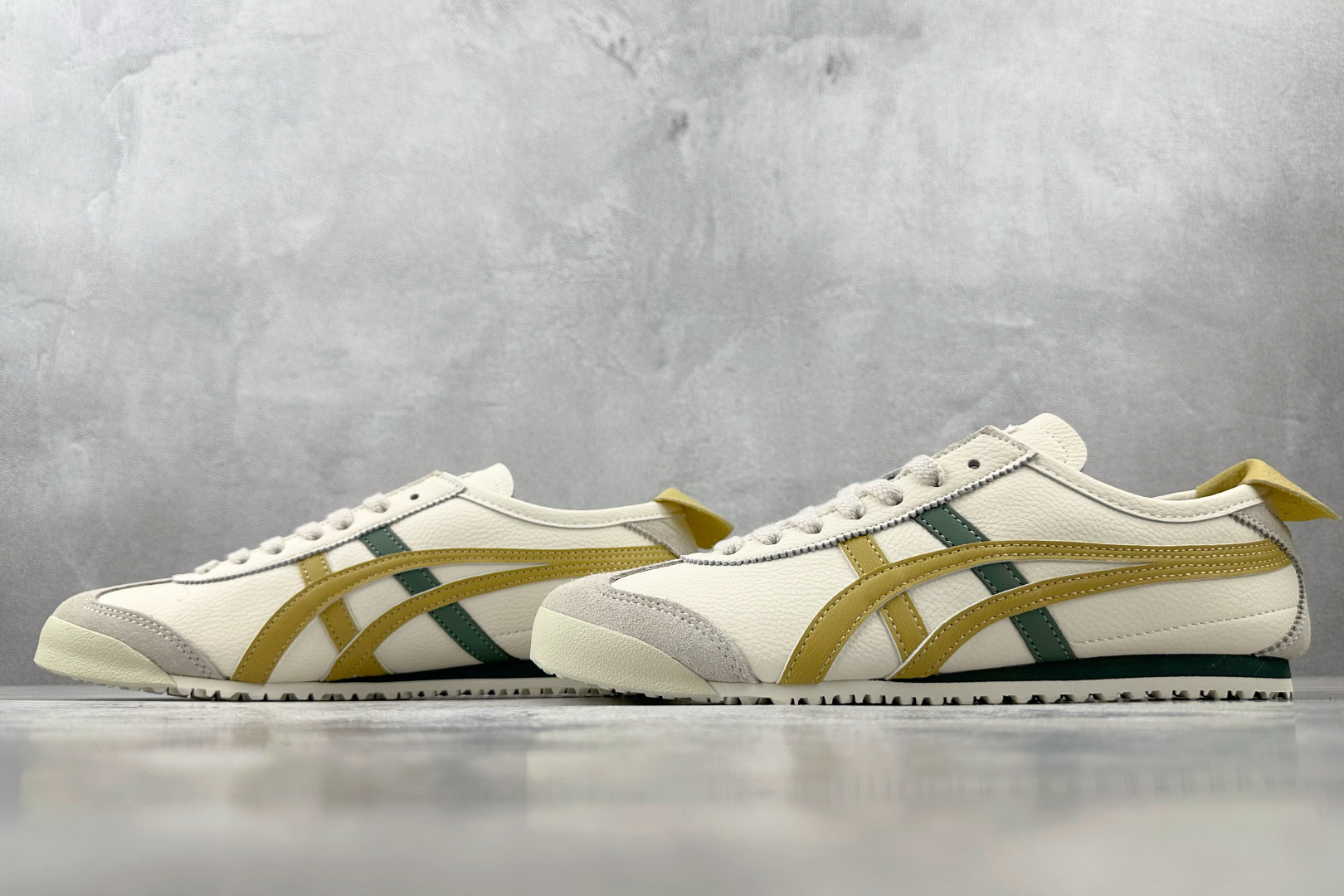 140 渠道特供 Onitsuka Tiger鬼塚虎 MEXICO 66 米白黄色 1183A201-120-Chinese UA Cheap High Quatity Brand Clothes Bags handbags Sneakers wholesale wholesaler seller from China Factory suppliers Fashion Clothing Shoes best Quality Beautiful Price 140 渠道特供 Onitsuka Tiger鬼塚虎 MEXICO 66 米白黄色 1183A201-120