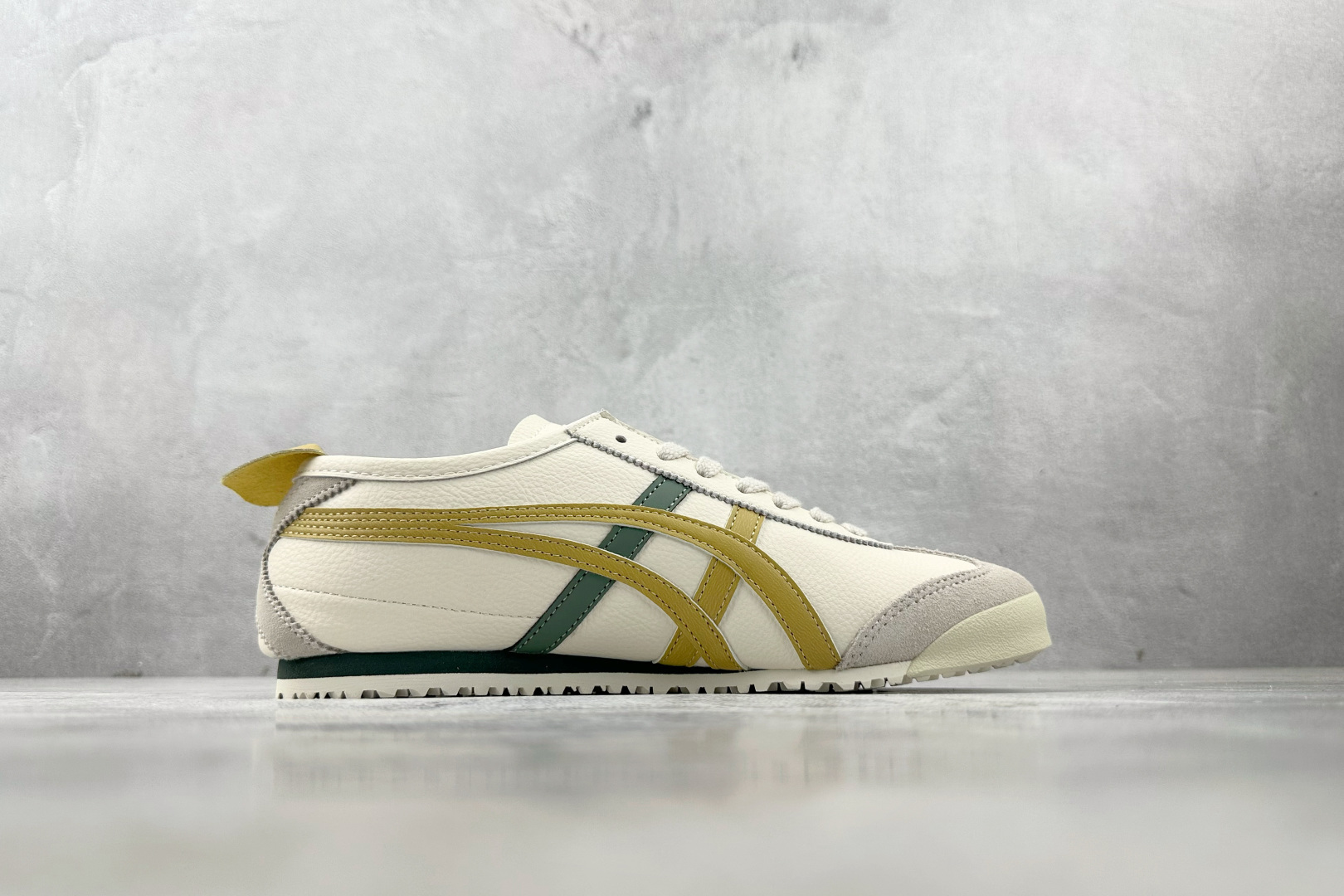 140 渠道特供 Onitsuka Tiger鬼塚虎 MEXICO 66 米白黄色 1183A201-120-Chinese UA Cheap High Quatity Brand Clothes Bags handbags Sneakers wholesale wholesaler seller from China Factory suppliers Fashion Clothing Shoes best Quality Beautiful Price 140 渠道特供 Onitsuka Tiger鬼塚虎 MEXICO 66 米白黄色 1183A201-120