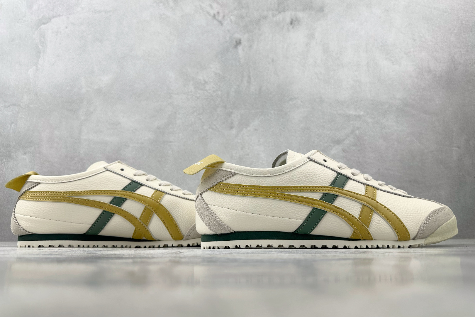 140 渠道特供 Onitsuka Tiger鬼塚虎 MEXICO 66 米白黄色 1183A201-120-Chinese UA Cheap High Quatity Brand Clothes Bags handbags Sneakers wholesale wholesaler seller from China Factory suppliers Fashion Clothing Shoes best Quality Beautiful Price 140 渠道特供 Onitsuka Tiger鬼塚虎 MEXICO 66 米白黄色 1183A201-120