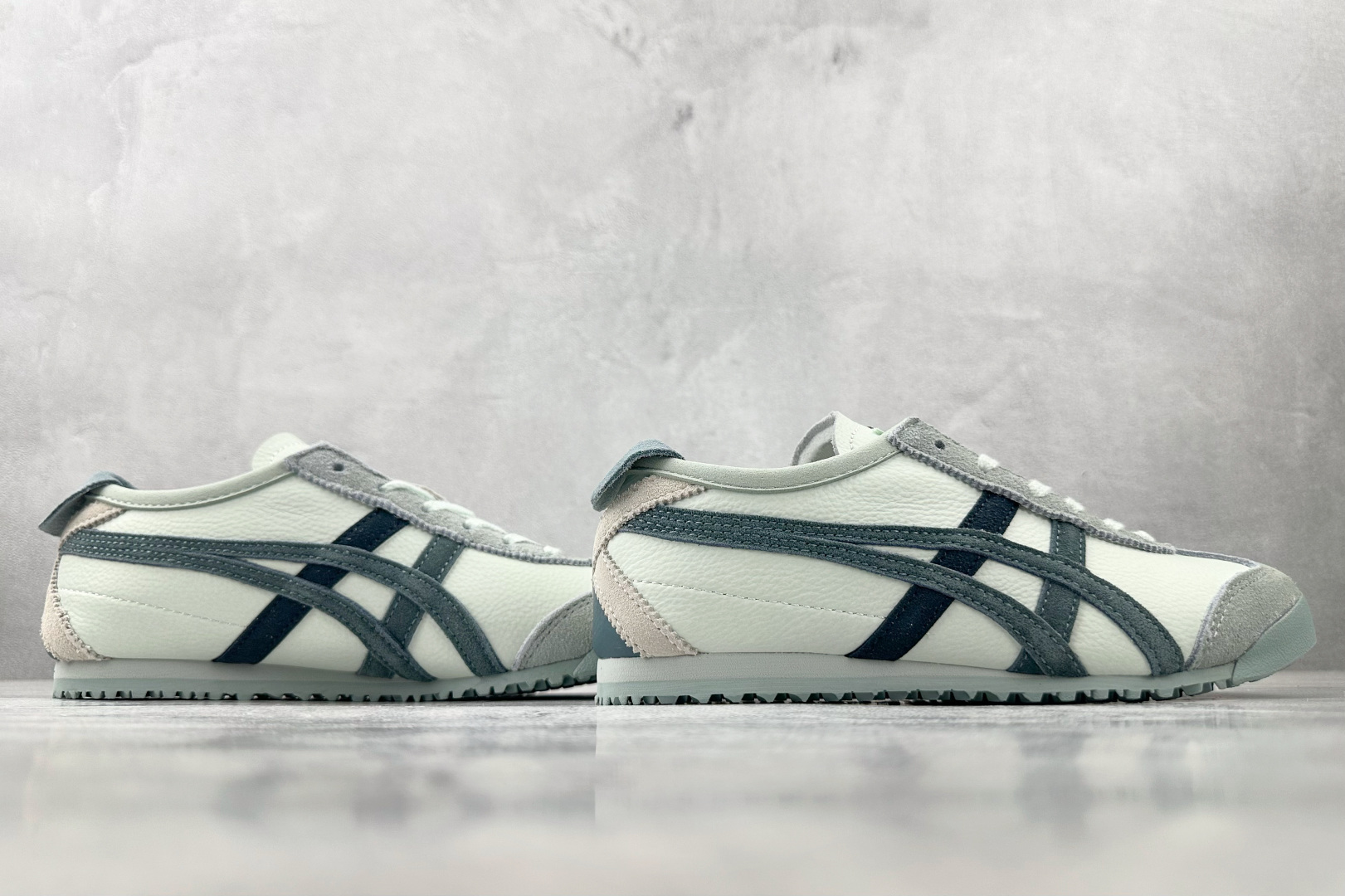 140 渠道特供 Onitsuka Tiger鬼塚虎 MEXICO 66淡薄荷 1183C076-300-Chinese UA Cheap High Quatity Brand Clothes Bags handbags Sneakers wholesale wholesaler seller from China Factory suppliers Fashion Clothing Shoes best Quality Beautiful Price 140 渠道特供 Onitsuka Tiger鬼塚虎 MEXICO 66淡薄荷 1183C076-300