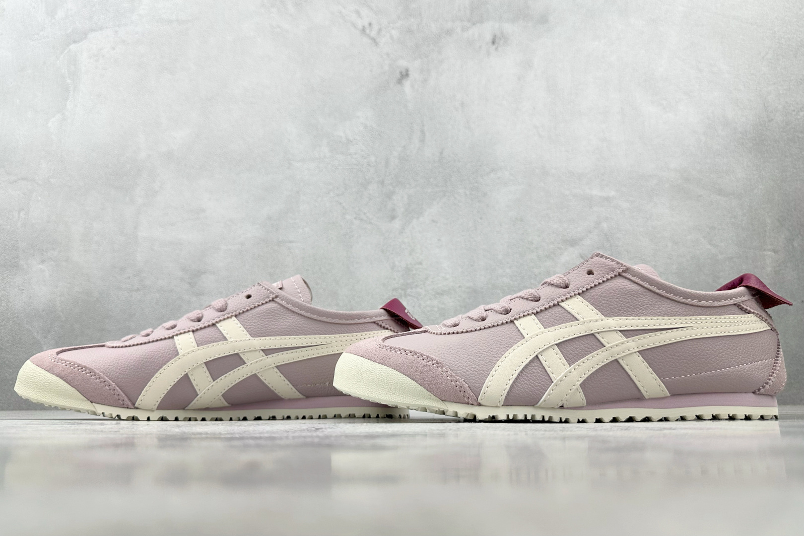 140 渠道特供 Onitsuka Tiger鬼塚虎 MEXICO 66 浅紫色 1183B771-703-Chinese UA Cheap High Quatity Brand Clothes Bags handbags Sneakers wholesale wholesaler seller from China Factory suppliers Fashion Clothing Shoes best Quality Beautiful Price 140 渠道特供 Onitsuka Tiger鬼塚虎 MEXICO 66 浅紫色 1183B771-703