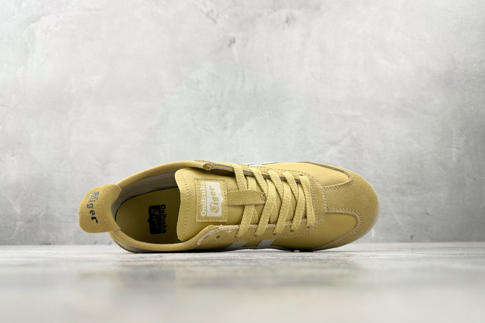 140 渠道特供 Onitsuka Tiger鬼塚虎 MEXICO 66 Vin 米黄色 1183B391-204-Chinese UA Cheap High Quatity Brand Clothes Bags handbags Sneakers wholesale wholesaler seller from China Factory suppliers Fashion Clothing Shoes best Quality Beautiful Price 140 渠道特供 Onitsuka Tiger鬼塚虎 MEXICO 66 Vin 米黄色 1183B391-204