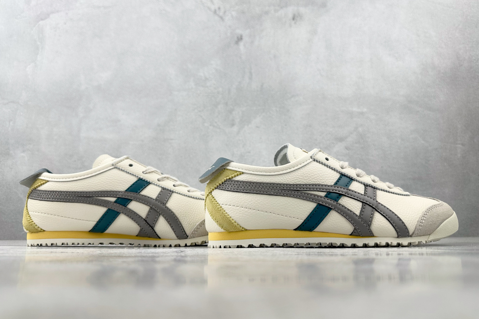 140 渠道特供 Onitsuka Tiger鬼塚虎 MEXICO 66 米白 1183B771-117-Chinese UA Cheap High Quatity Brand Clothes Bags handbags Sneakers wholesale wholesaler seller from China Factory suppliers Fashion Clothing Shoes best Quality Beautiful Price 140 渠道特供 Onitsuka Tiger鬼塚虎 MEXICO 66 米白 1183B771-117