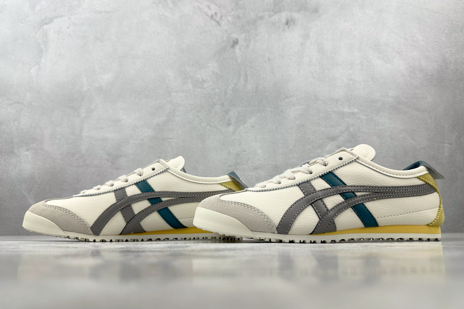 140 渠道特供 Onitsuka Tiger鬼塚虎 MEXICO 66 米白 1183B771-117-Chinese UA Cheap High Quatity Brand Clothes Bags handbags Sneakers wholesale wholesaler seller from China Factory suppliers Fashion Clothing Shoes best Quality Beautiful Price 140 渠道特供 Onitsuka Tiger鬼塚虎 MEXICO 66 米白 1183B771-117