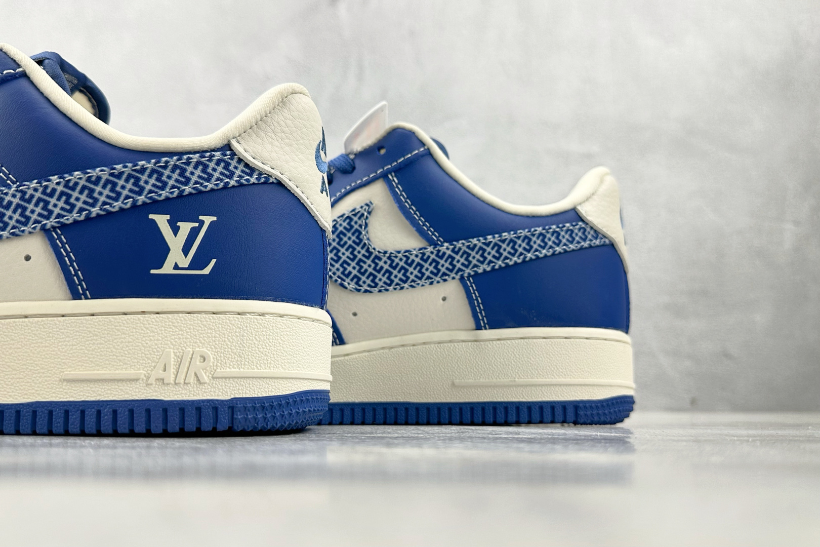 Nike Air Force 1'07 LV 联名 蓝白 KK1988 092