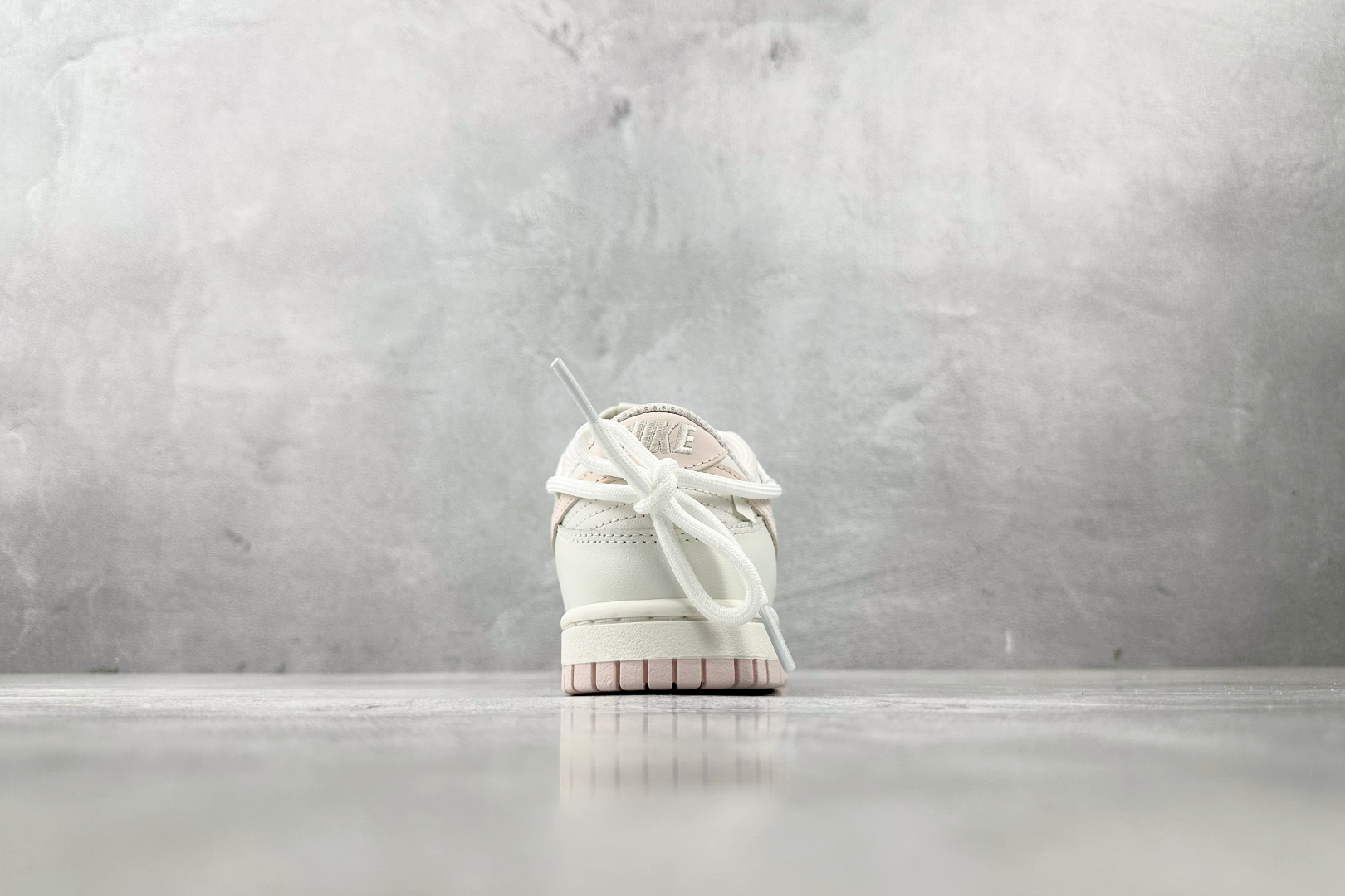 300  定制球鞋 Nike Dunk 杏若凝脂 白粉 WP0510 069