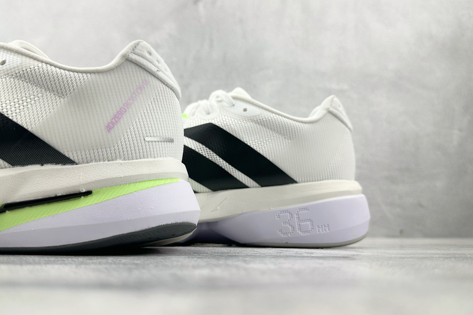 纯原 adidAdizero Bost13 白黑绿 JS4951