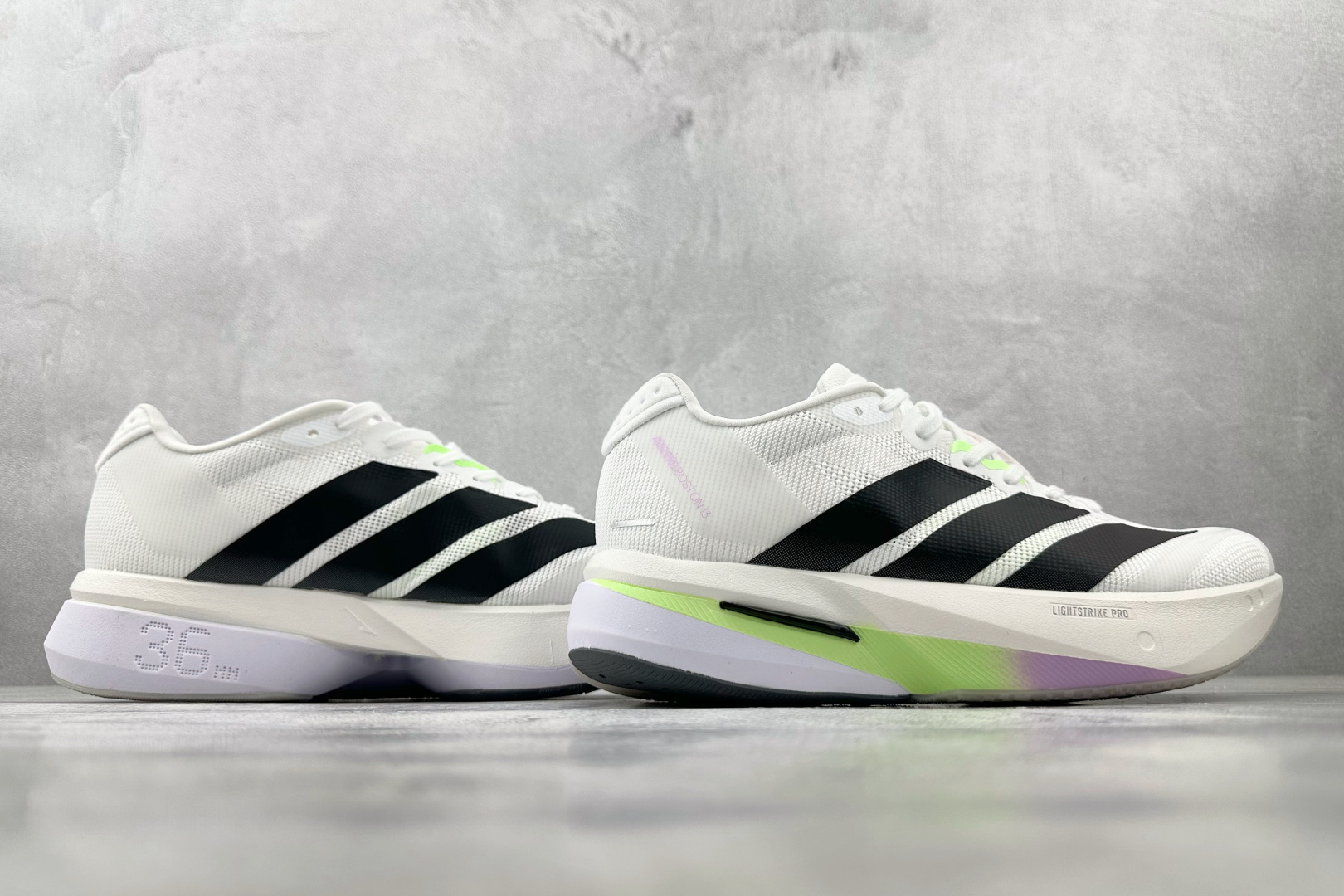 纯原 adidAdizero Bost13 白黑绿 JS4951