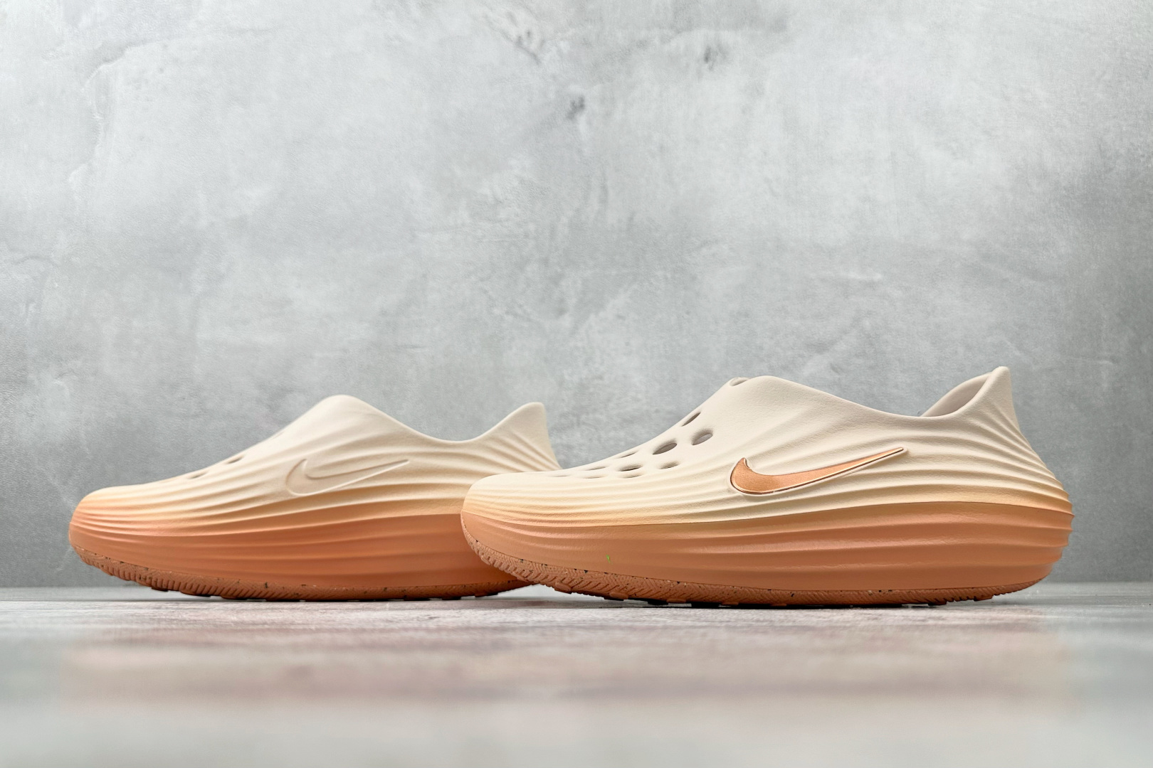 外贸专供 Nike ReactX Rejuven8 米粉色 HV5062-802