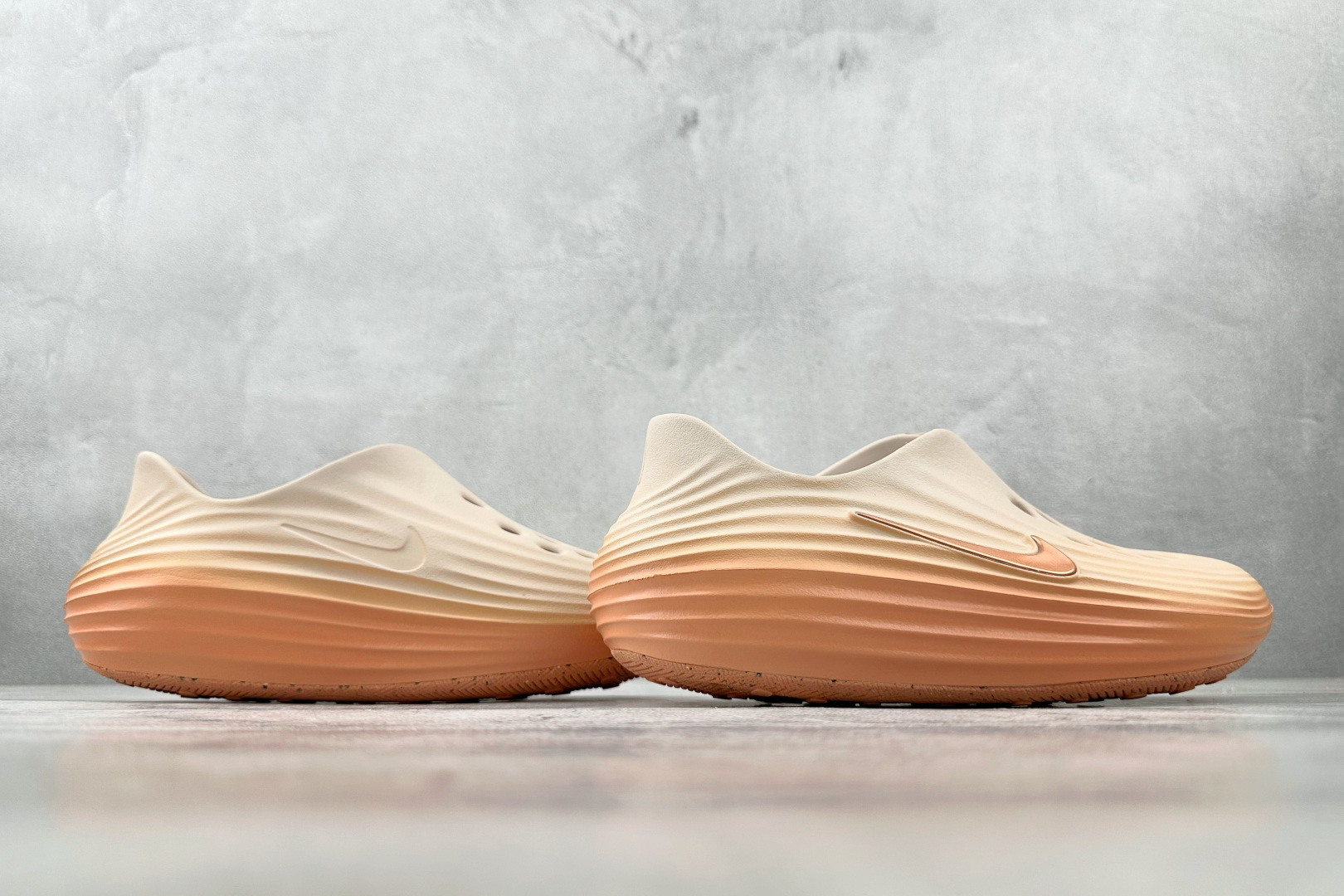 外贸专供 Nike ReactX Rejuven8 米粉色 HV5062-802