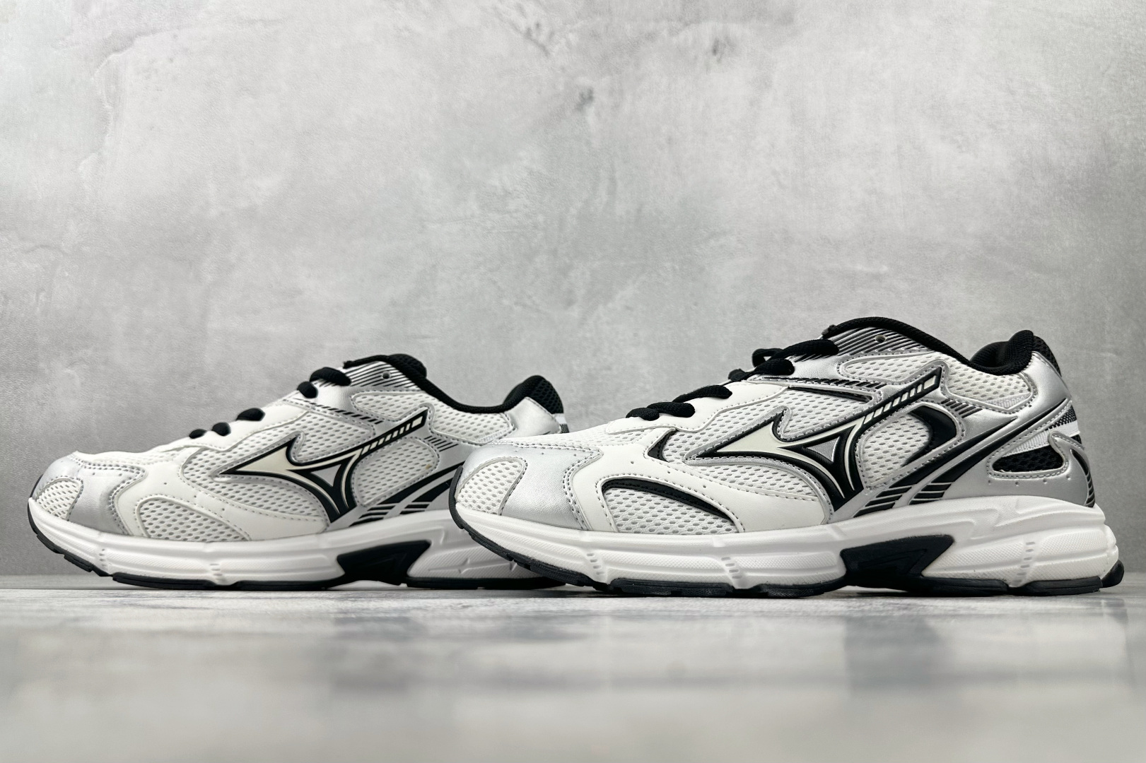 东南亚订单 Mizuno Speed 2K 白银黑 D1GH222909
