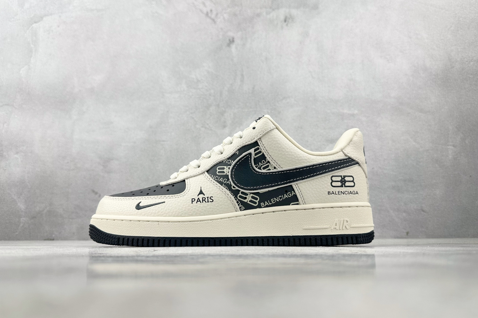 Nike Air Force 1’07 巴黎世家 联名 米白黑 XL1978-103