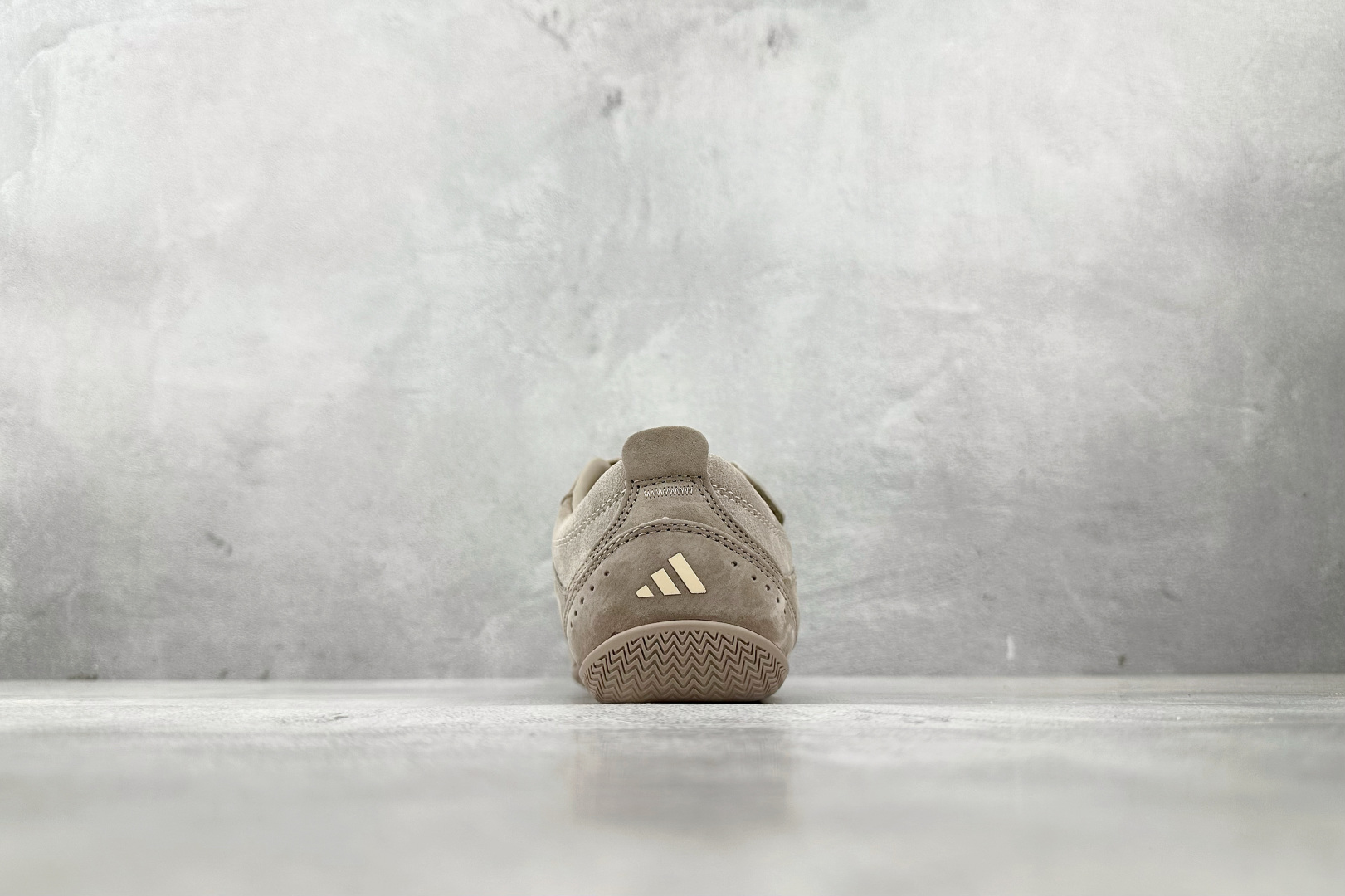 出口订单 adidFOS 雾感粉 JS2445