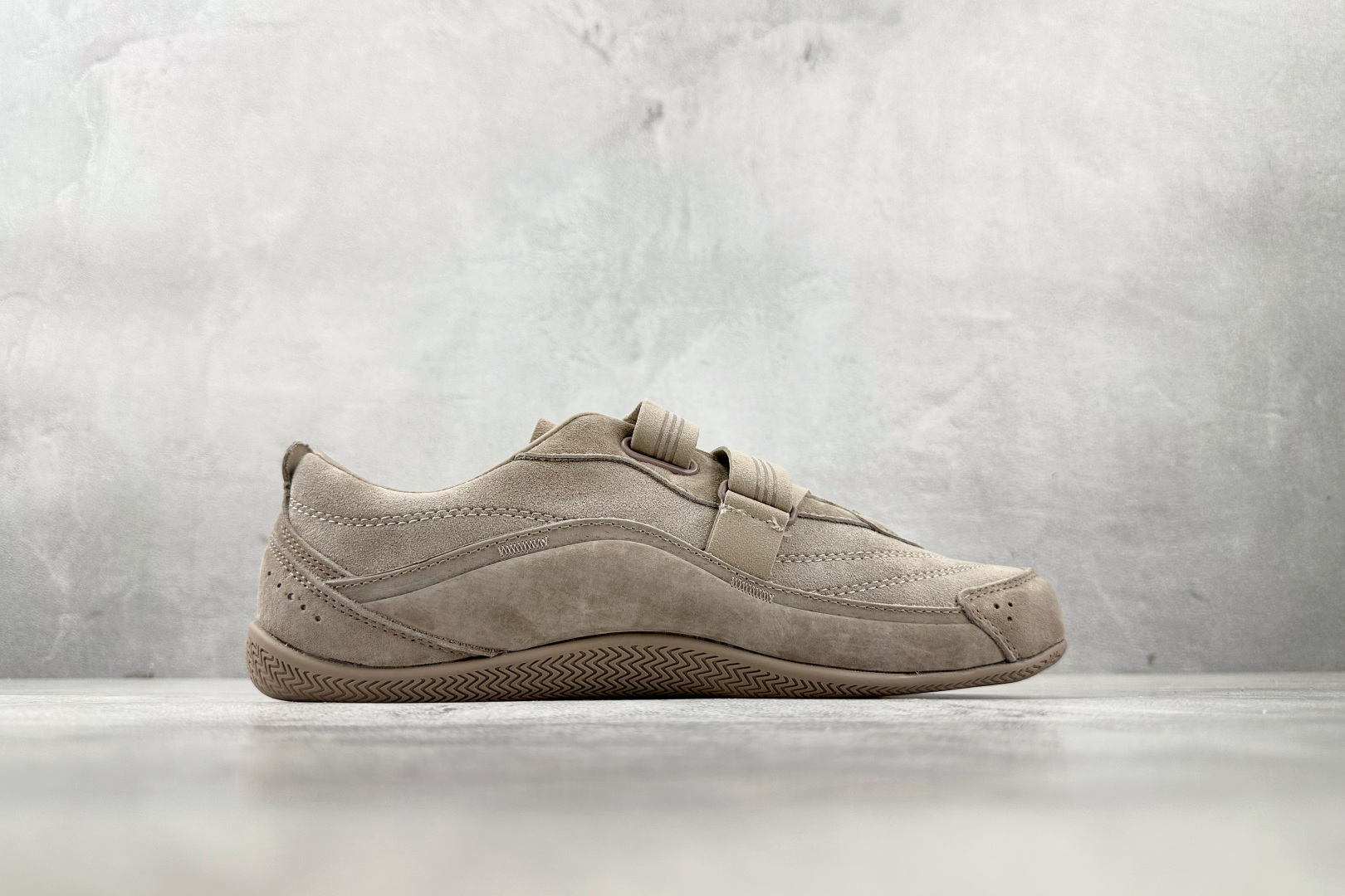 出口订单 adidFOS 雾感粉 JS2445